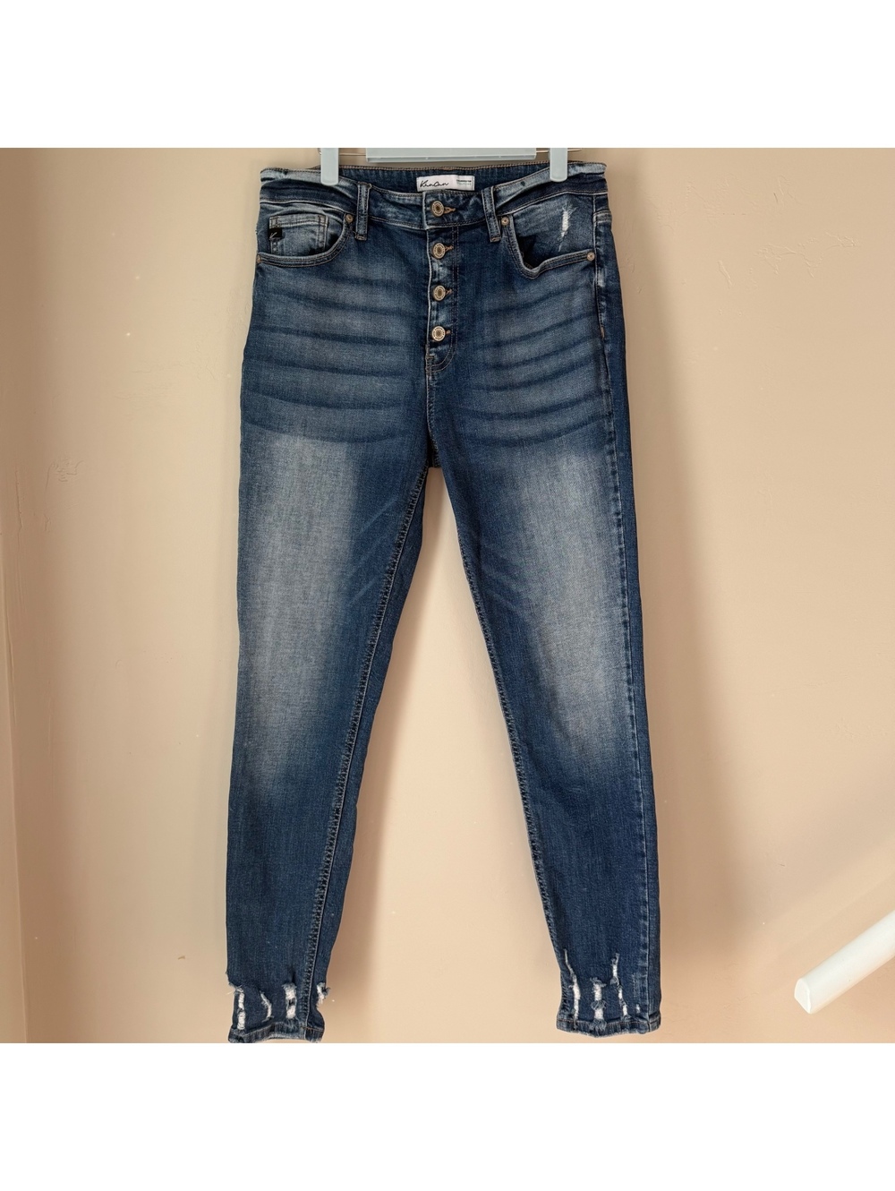 Distressed Skinny Jeans | KanCan 29